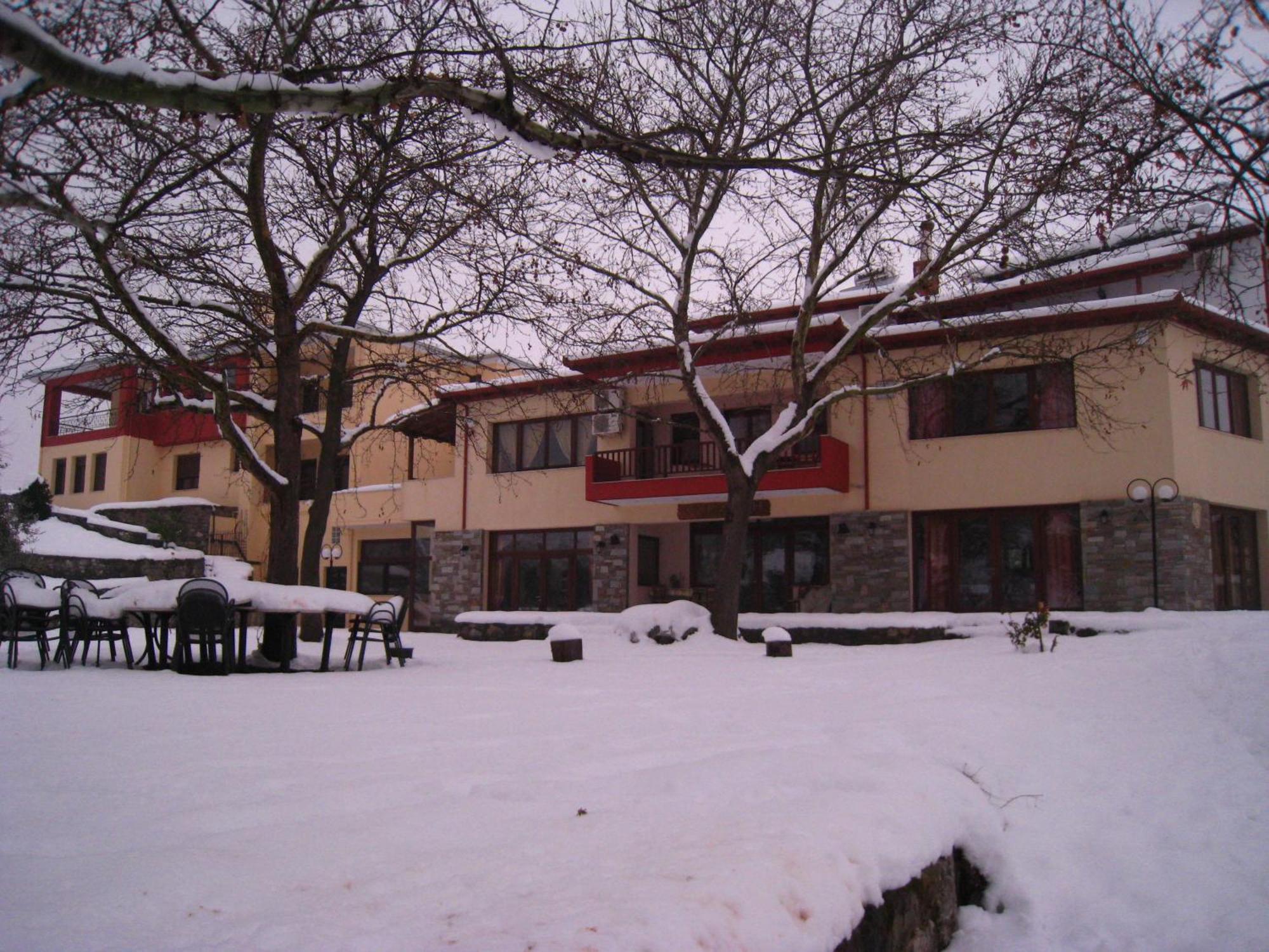 Evridiki Hotel Verjína Kültér fotó