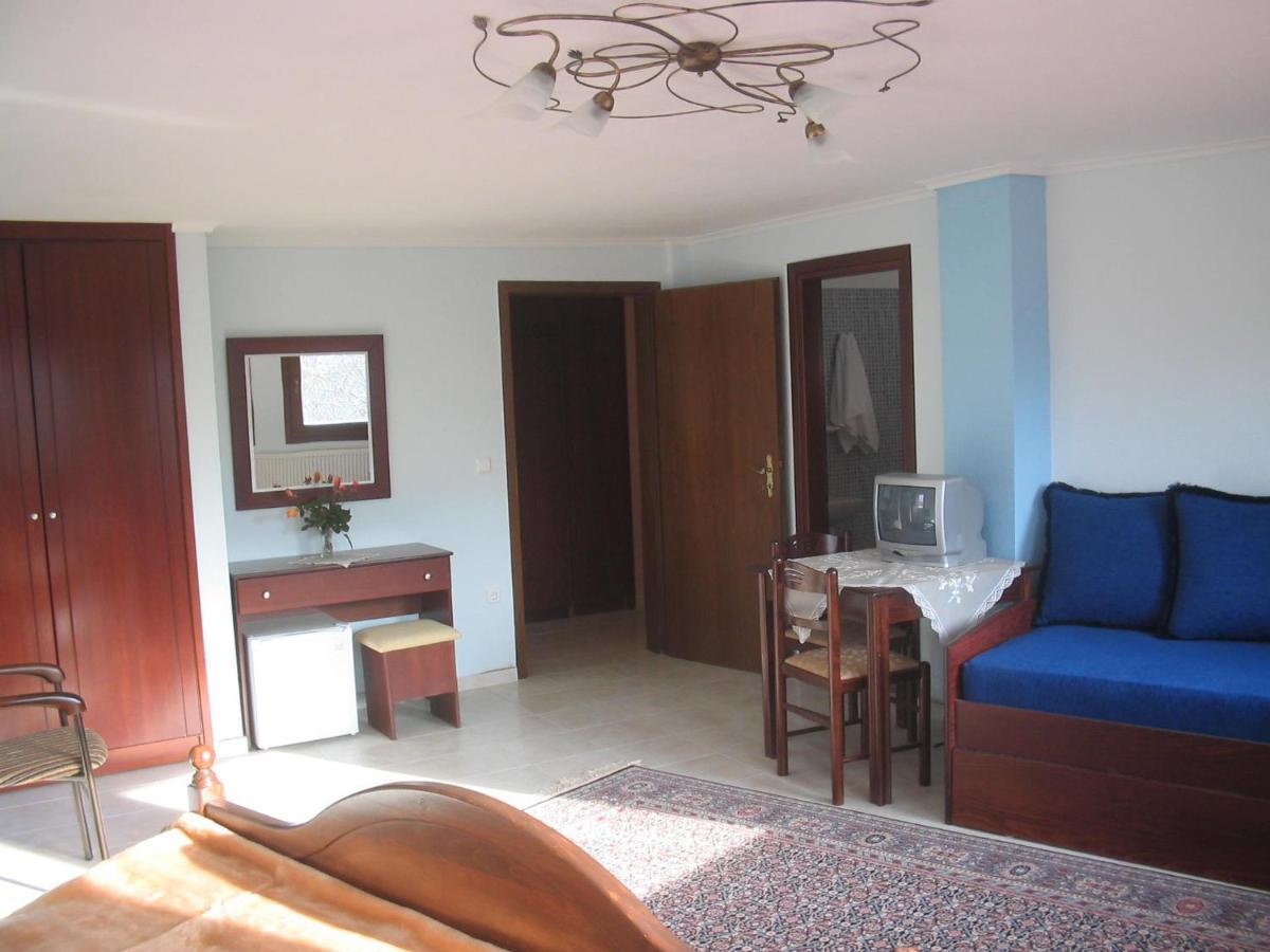 Evridiki Hotel Verjína Kültér fotó